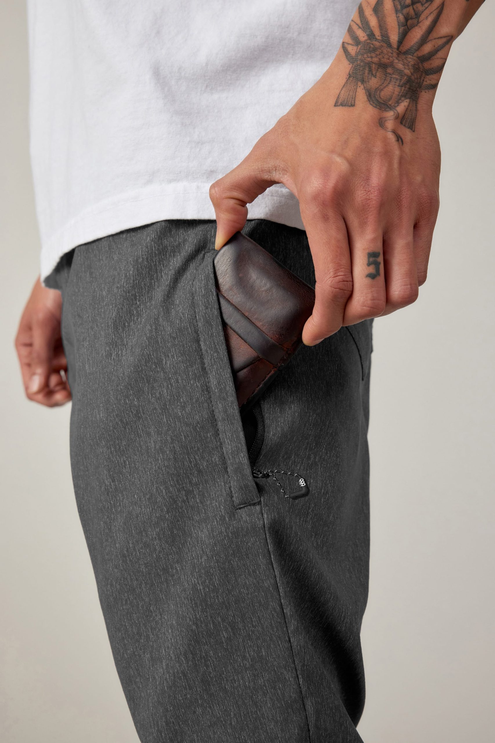 686 Men's Everywhere® Pant - Relaxed Fit - Image 17
