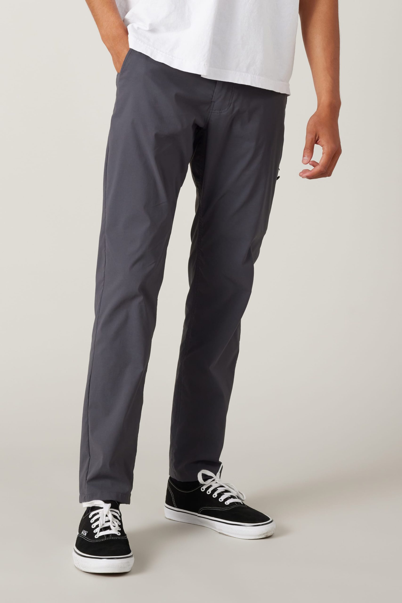 686 Men's Everywhere® Featherlight Chino Pant - Slim Fit