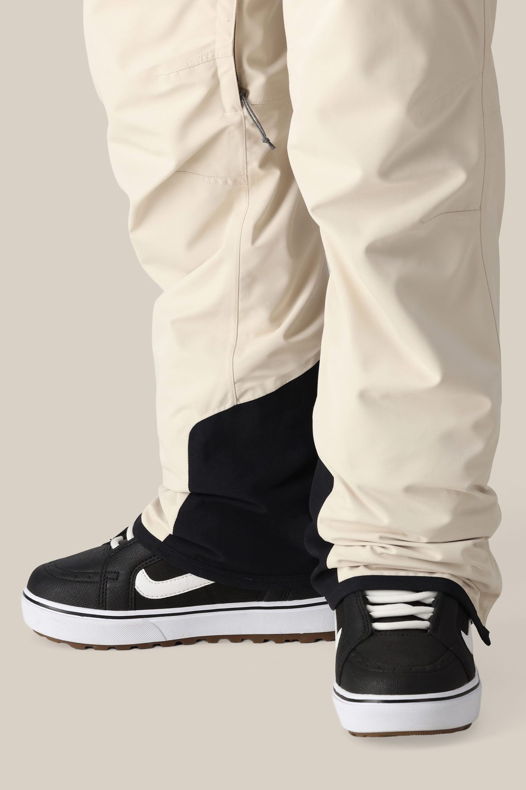 686 Women's SMARTY® 3-in-1 Cargo Pant - Image 11