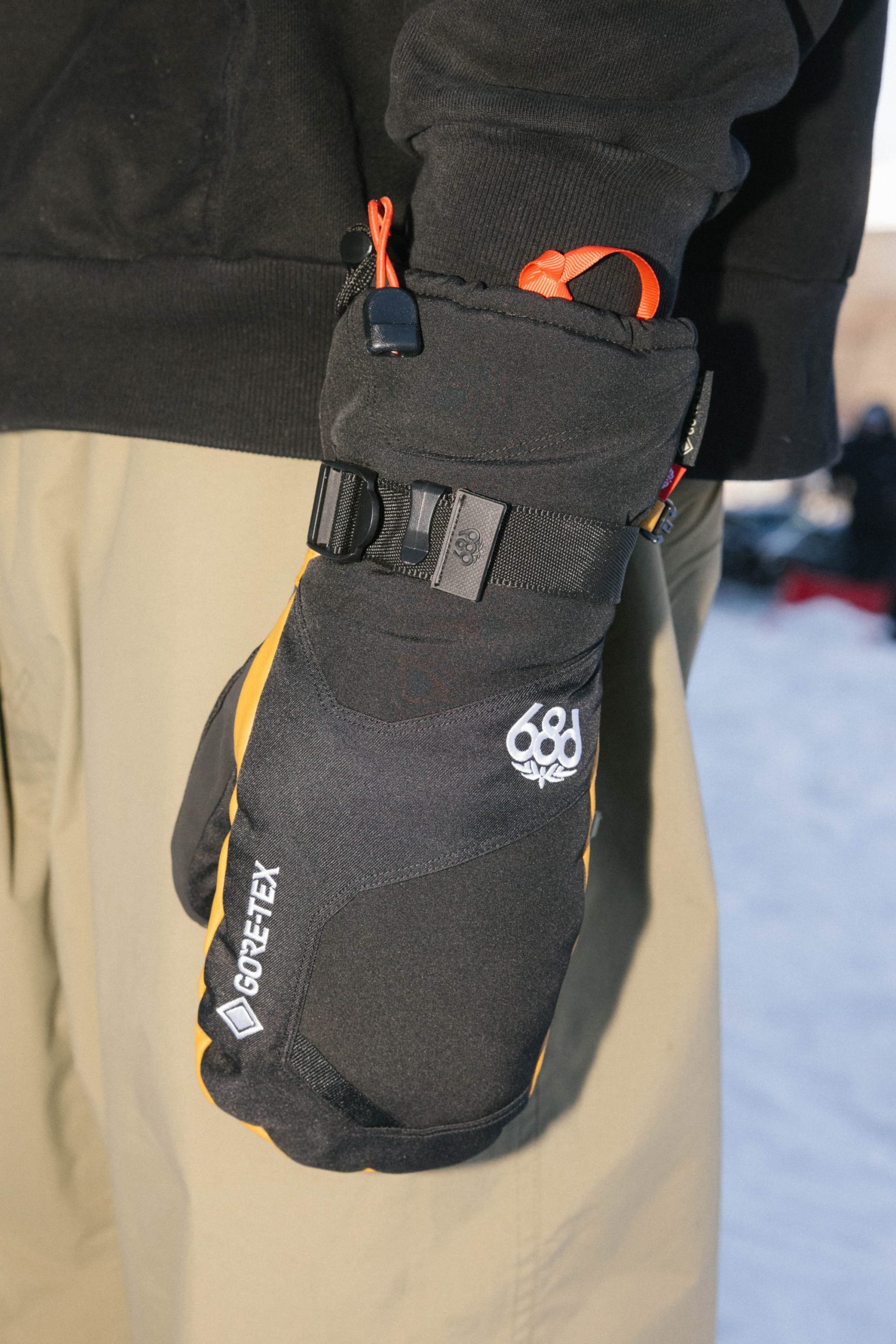 686 Men's GORE-TEX® Leather Linear™ Mitt - Image 3