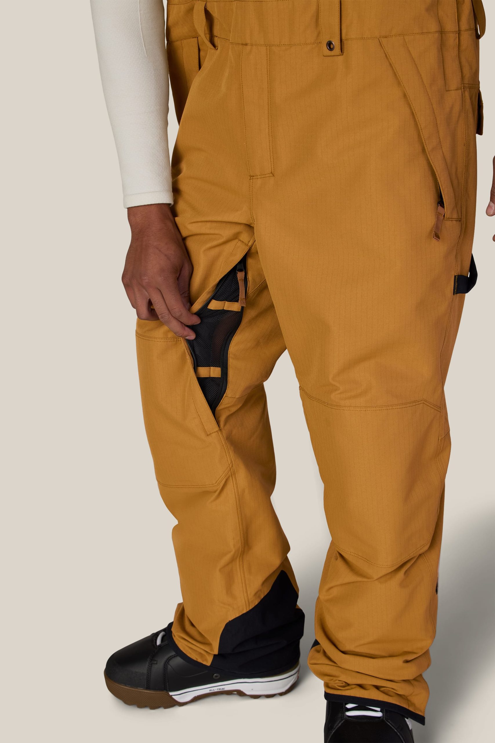 686 Men's Hot Lap™ Insulated Bib - Image 10
