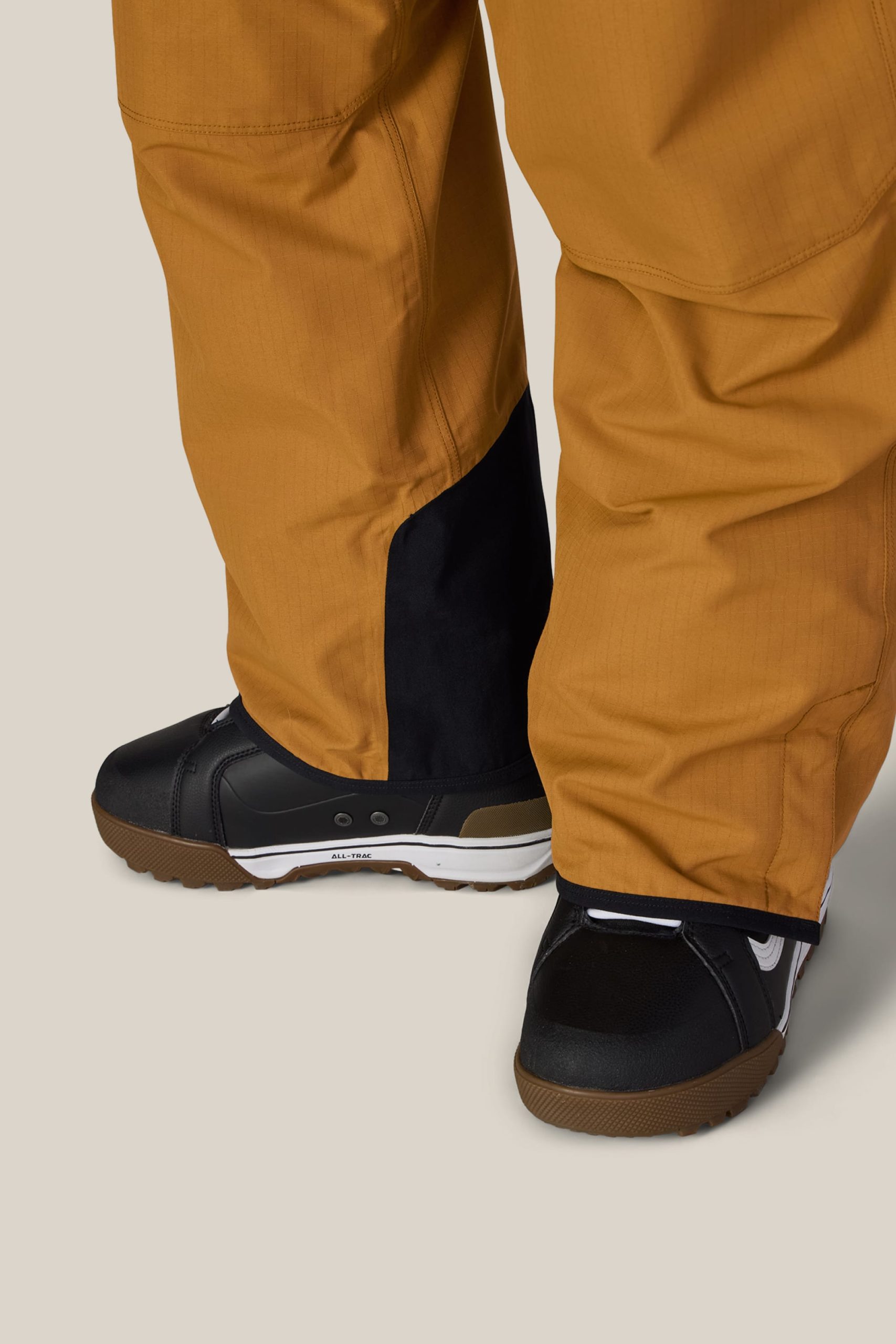686 Men's Hot Lap™ Insulated Bib - Image 11