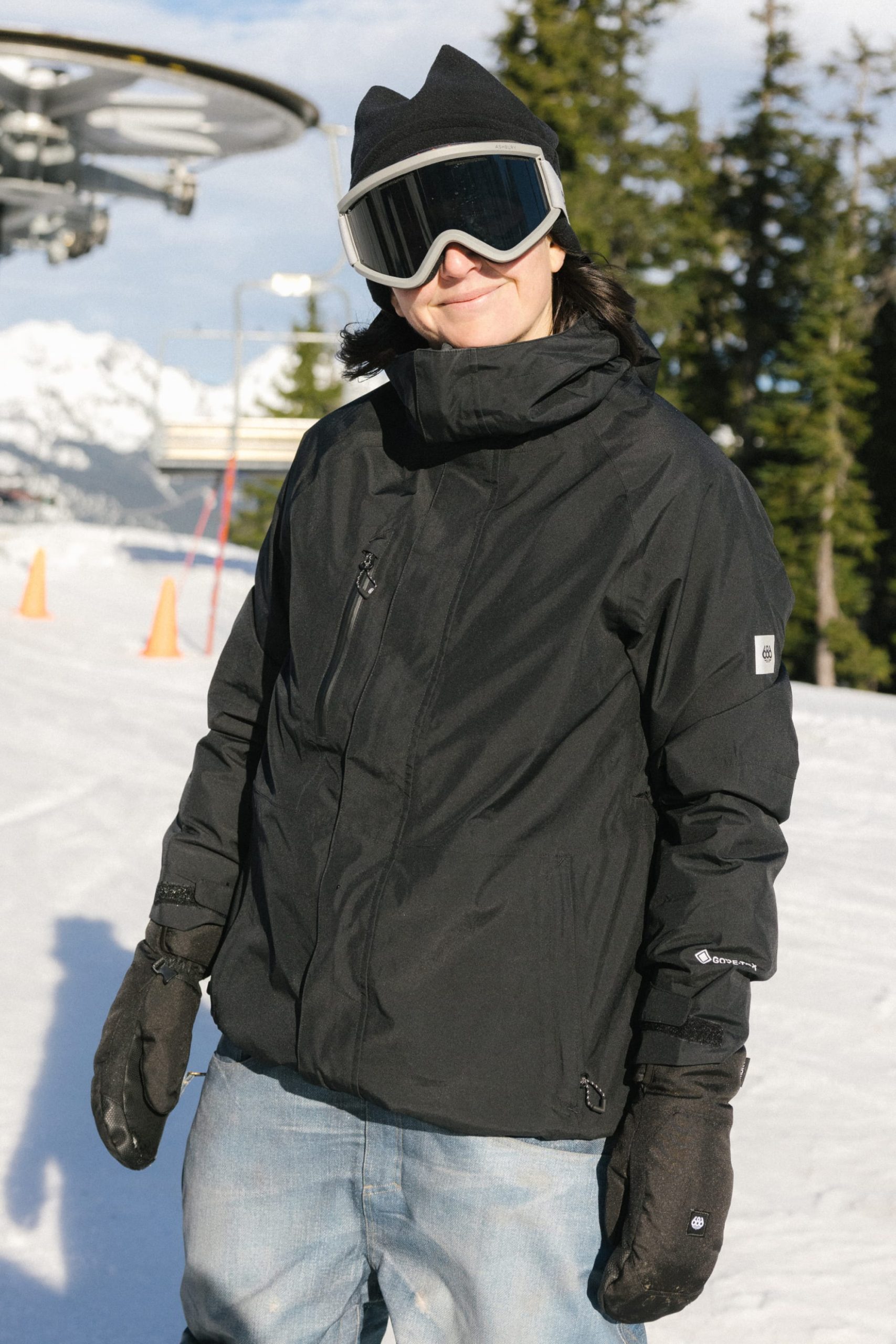 686 Women's GORE-TEX® Willow™ Insulated Jacket - Image 11