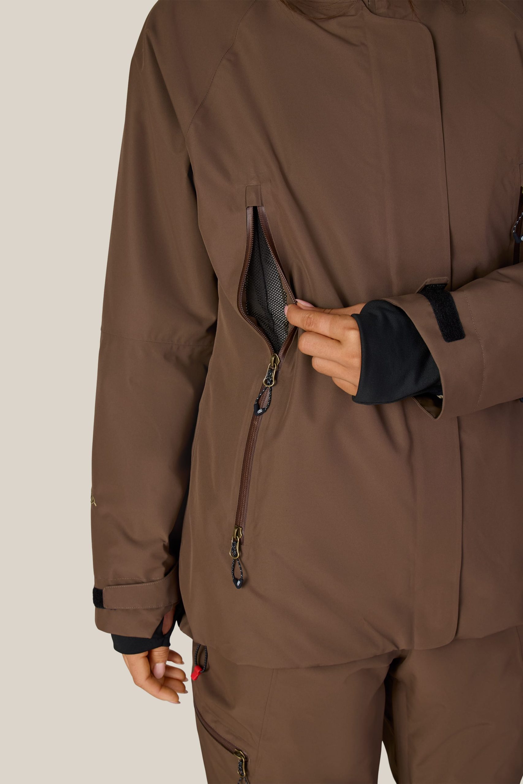 686 Women's Whisper™ Insulated Jacket - Image 6