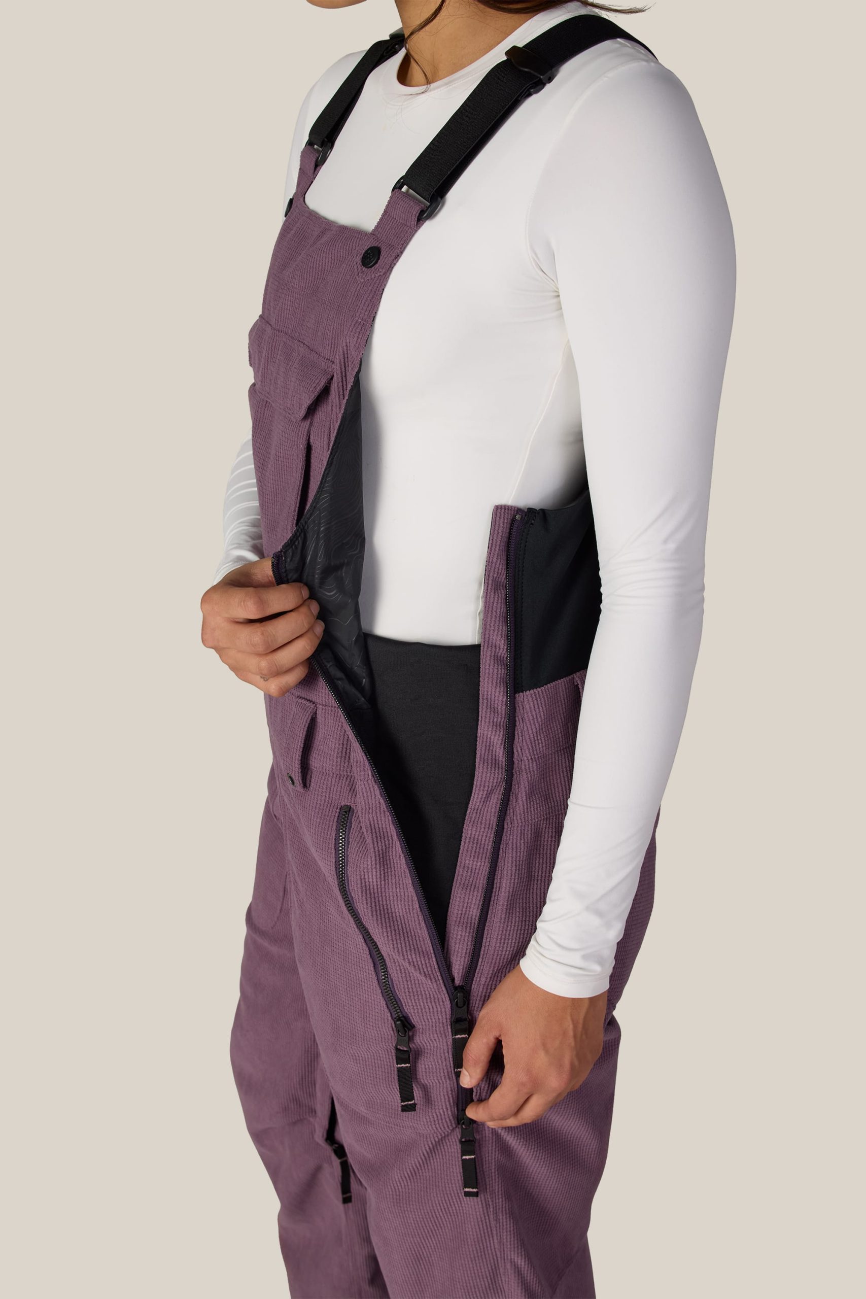 686 Women's Black Magic™ Insulated Bib - Image 9