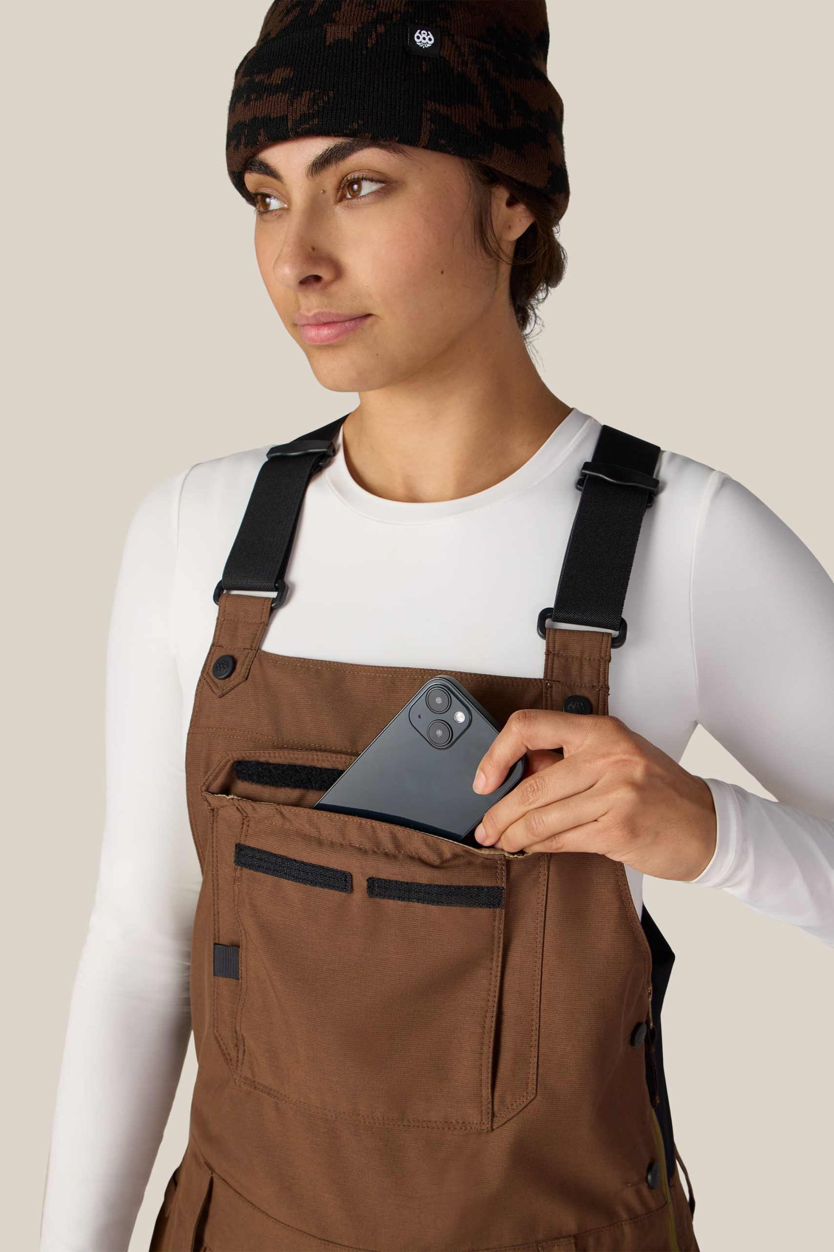 686 Women's Black Magic™ Insulated Bib - Image 15