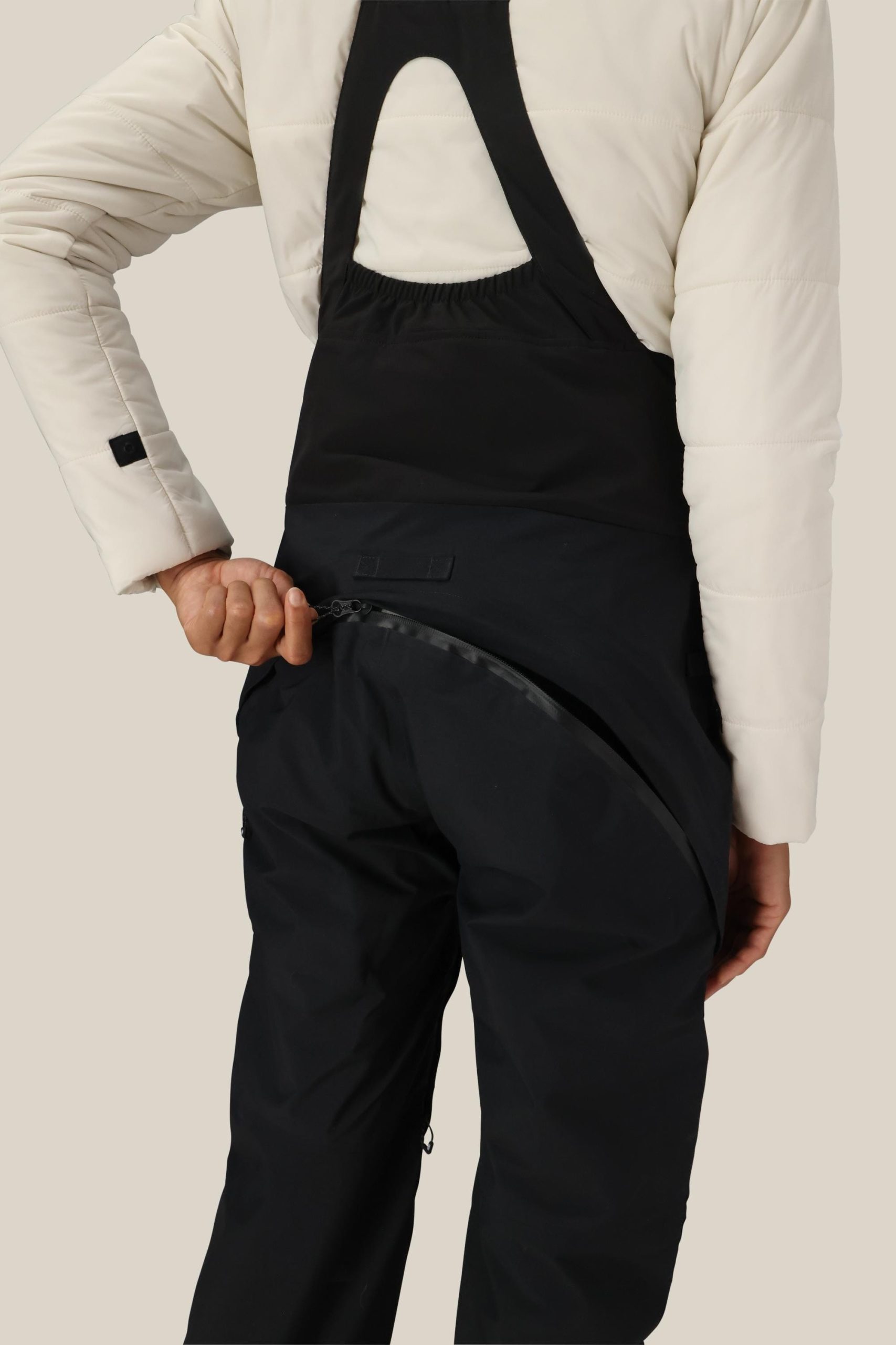686 Women's GORE-TEX® Dispatch™ Shell Bib - Image 4