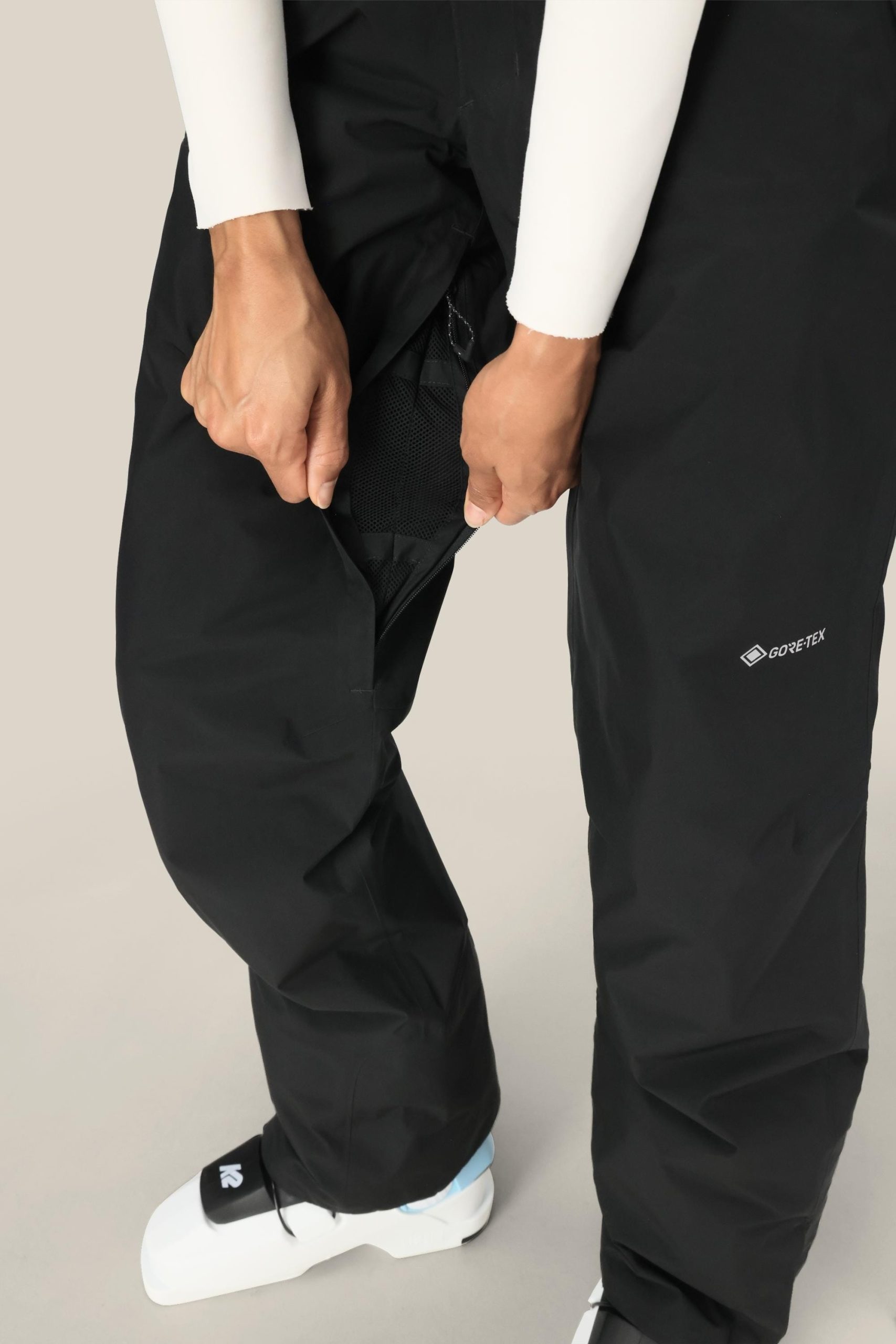 686 Women's GORE-TEX® Willow™ Insulated Pant - Image 9