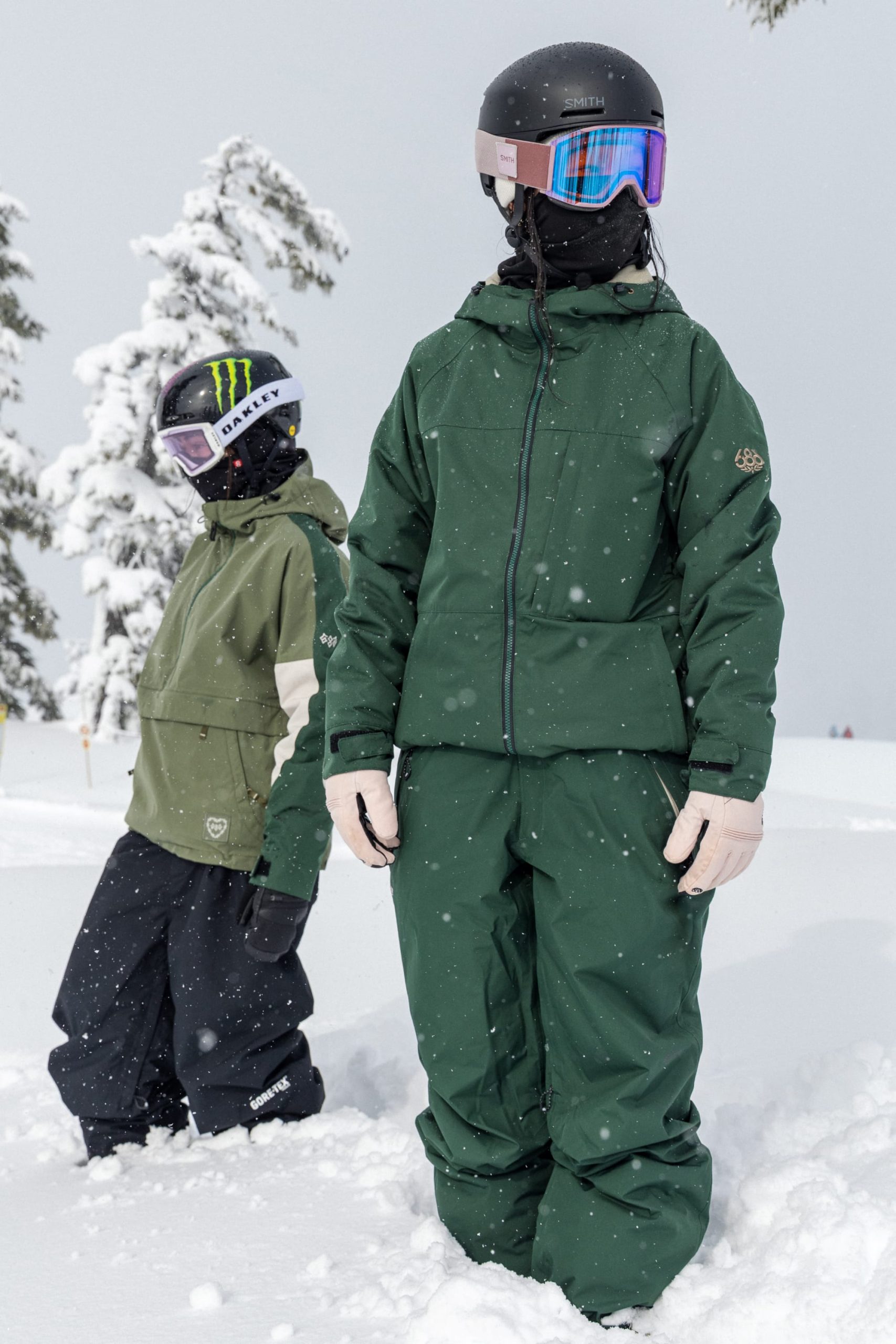 686 Women's GORE-TEX® Willow™ Insulated Pant - Image 12