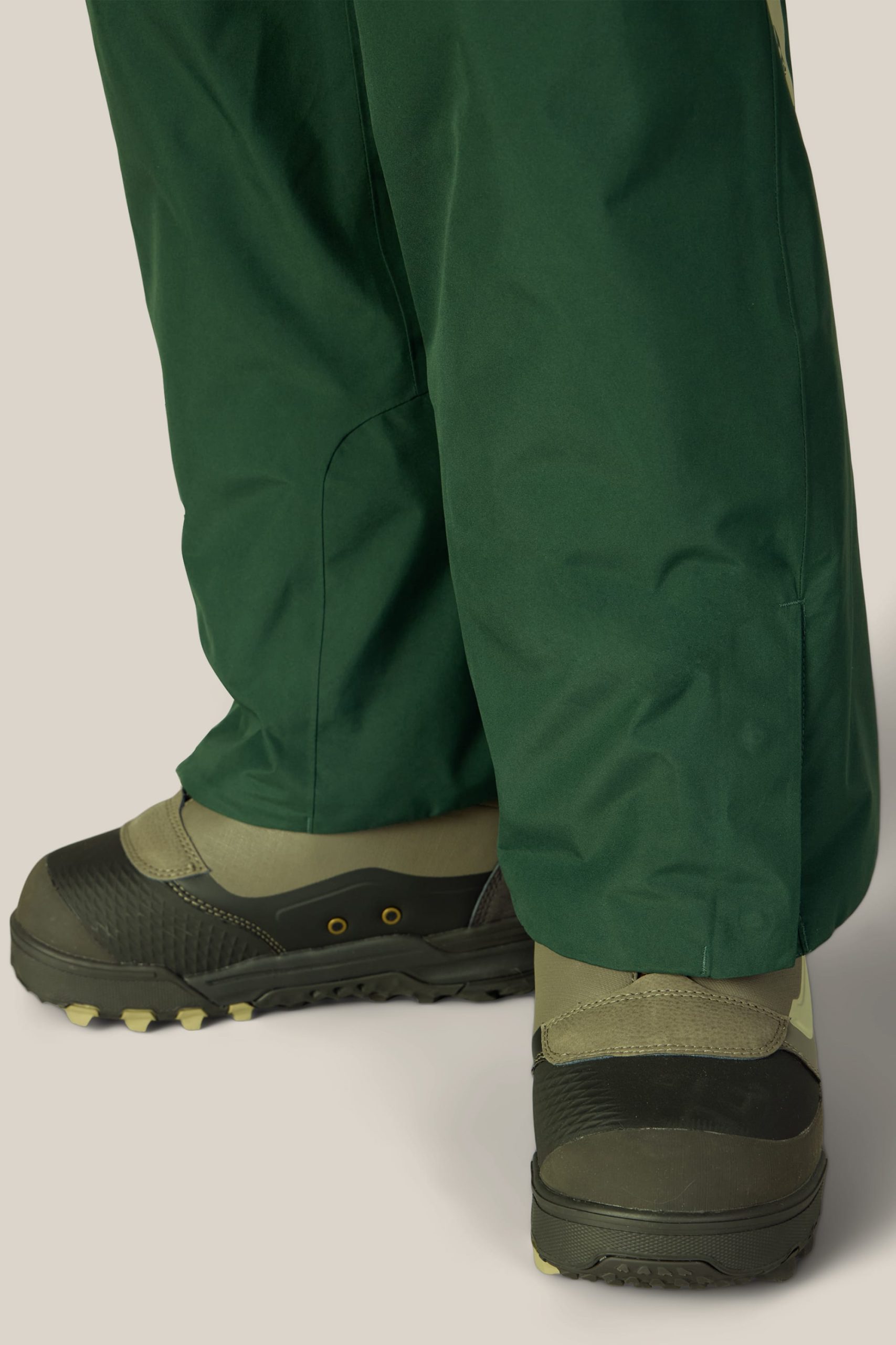 686 Women's GORE-TEX® Willow™ Insulated Pant - Image 13