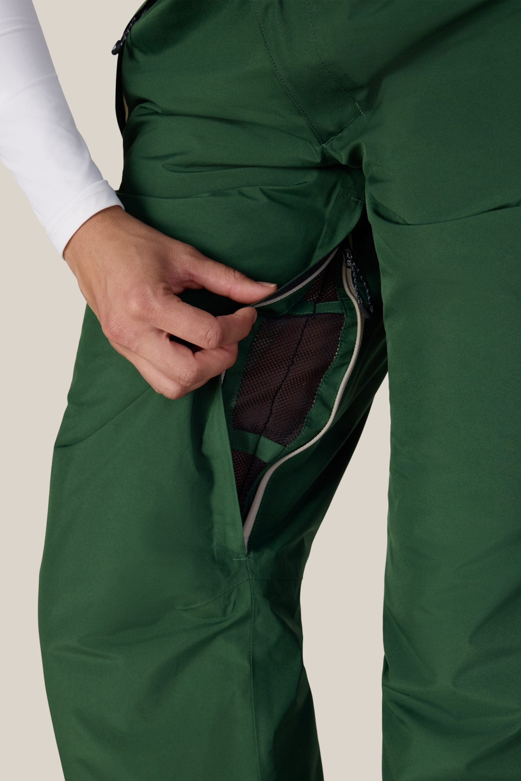 686 Women's GORE-TEX® Willow™ Insulated Pant - Image 14
