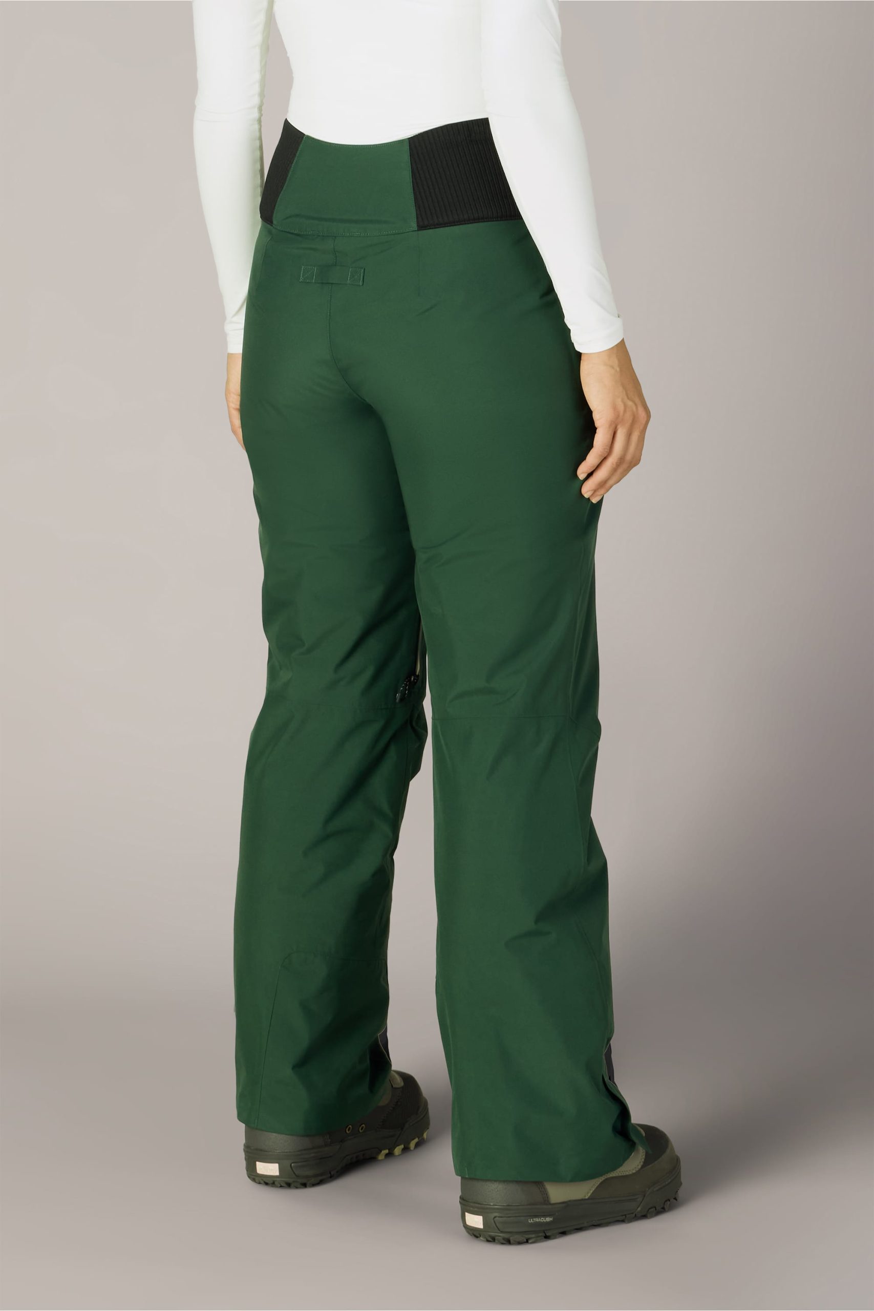 686 Women's GORE-TEX® Willow™ Insulated Pant - Image 15
