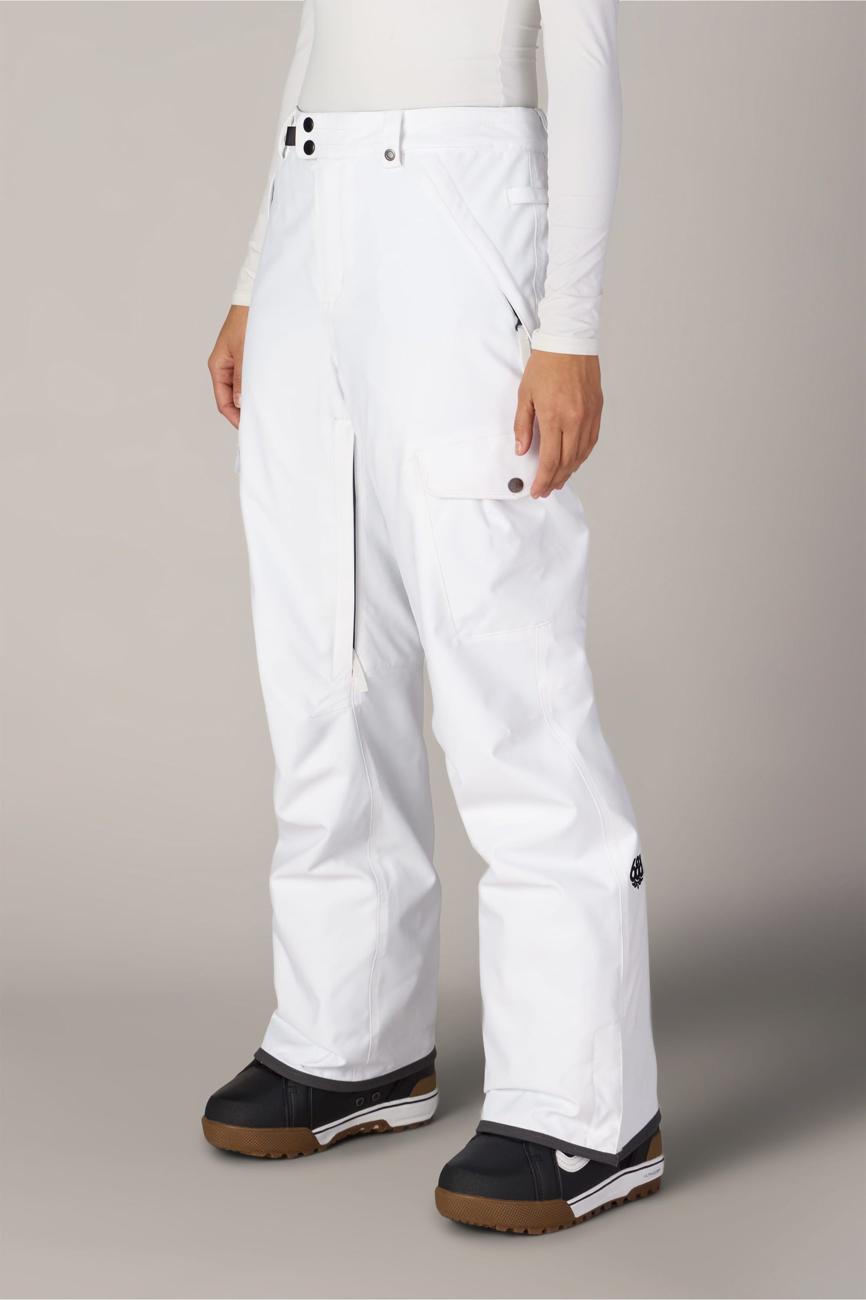 686 Women's Aura™ Insulated Cargo Pant - Image 4