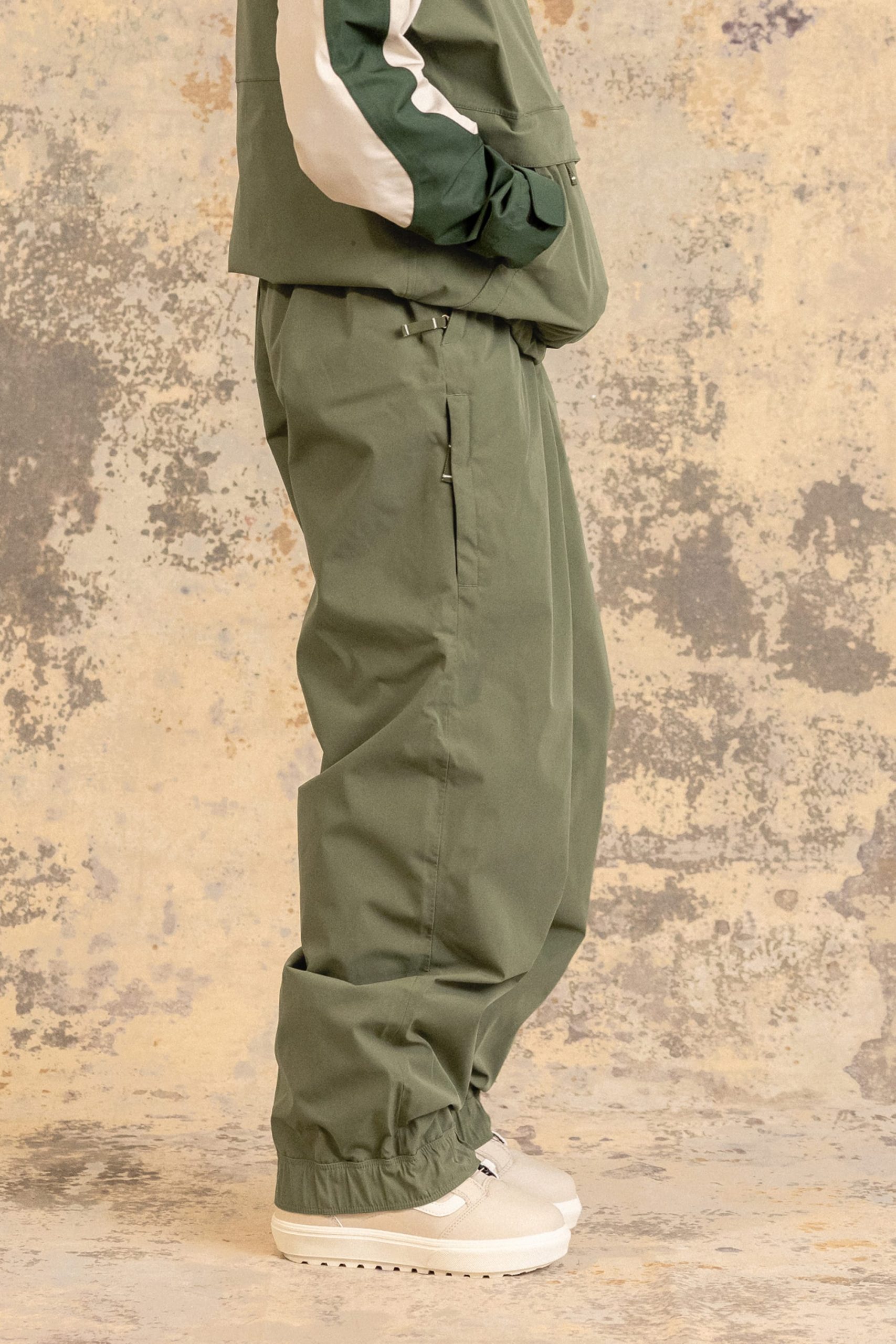 686 Women's Outline⢠Shell Pant - Image 10