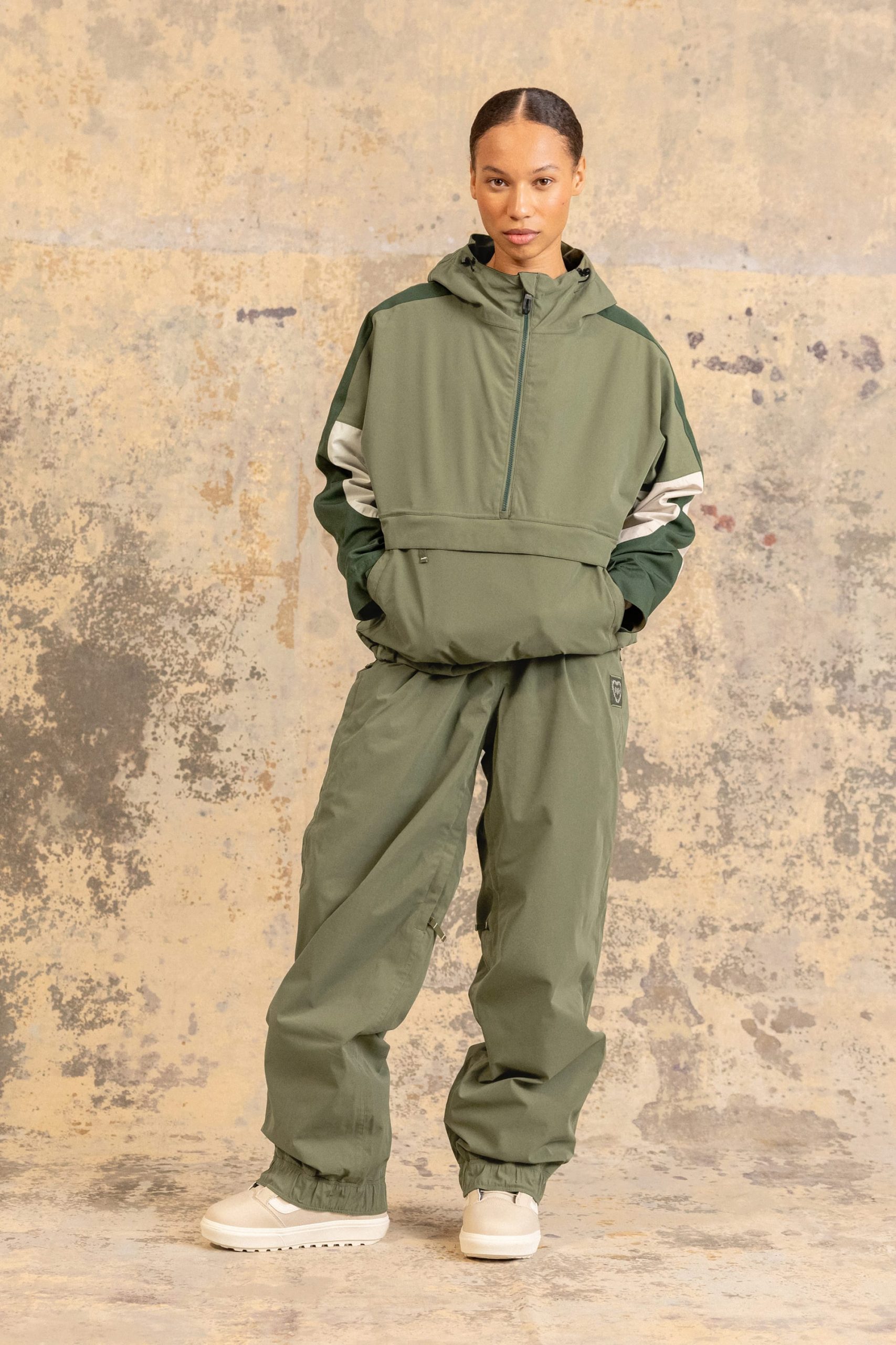 686 Women's Outline⢠Shell Pant - Image 11