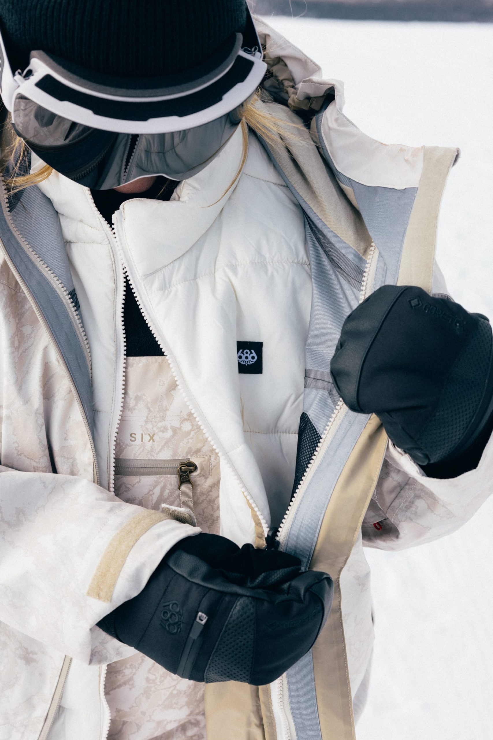 686 Women's SMARTY® 3-in-1 Framework™ 3L Jacket - Image 12